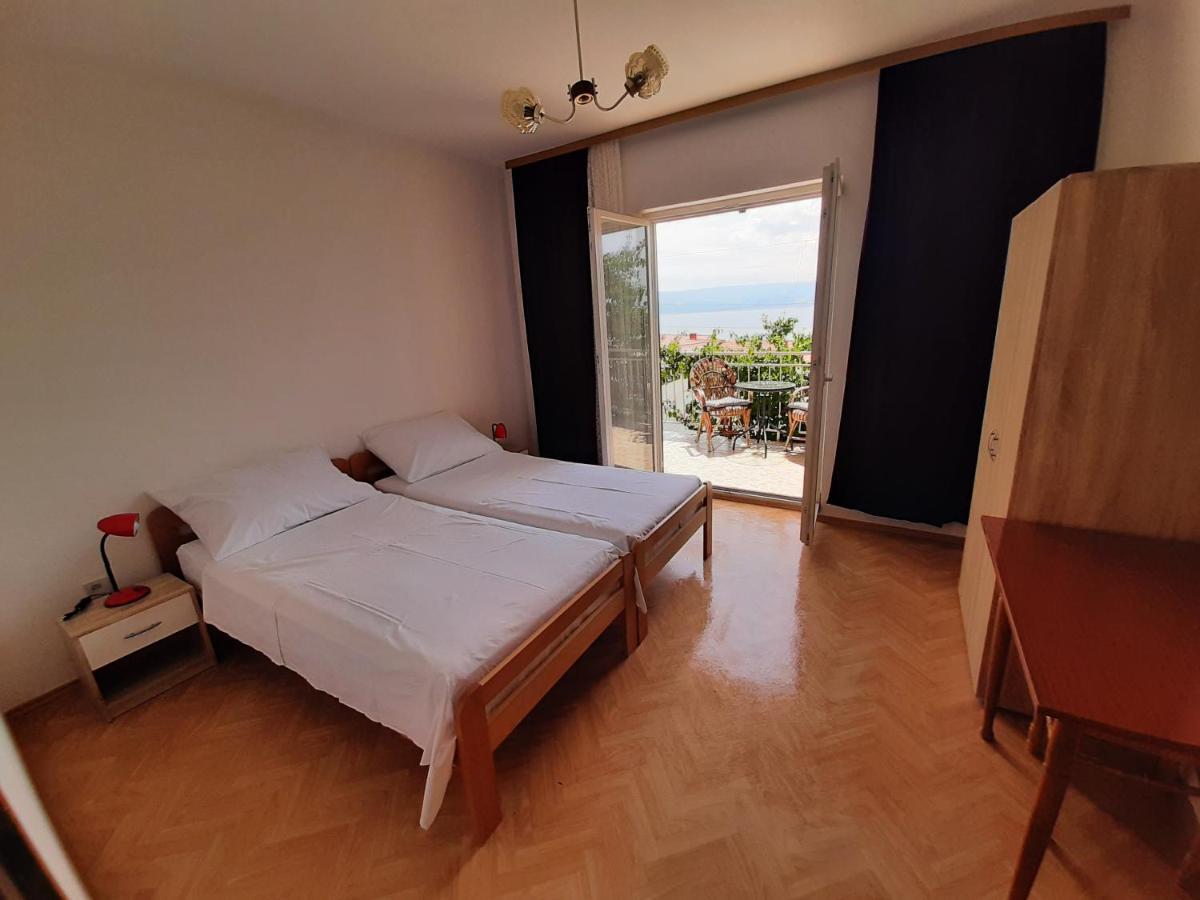 Apartments Tina 오미스 외부 사진