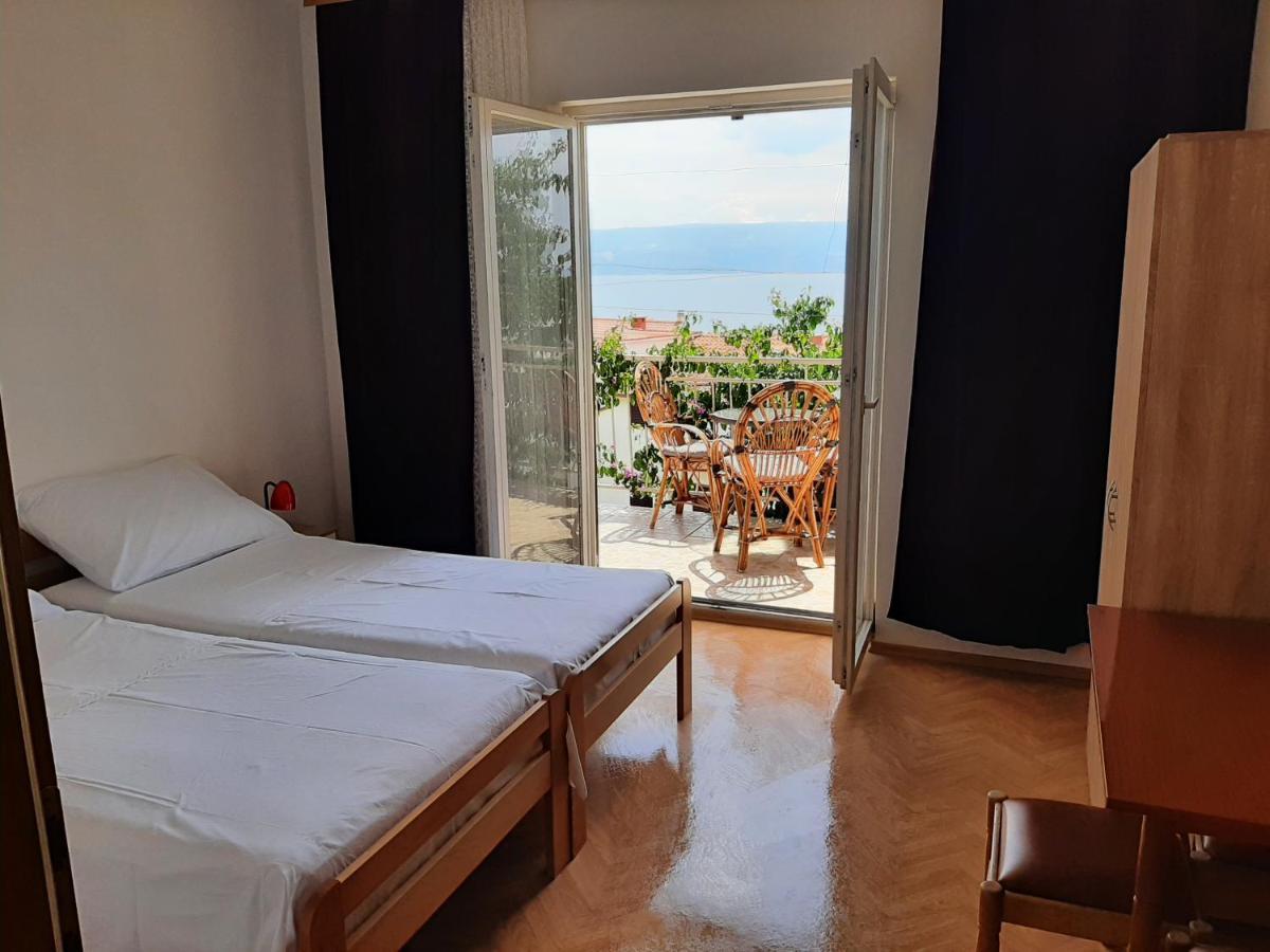 Apartments Tina 오미스 외부 사진
